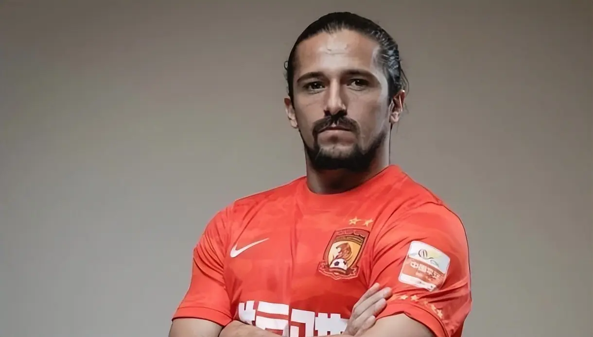 李学鹏后来, 艾克森和洛, qKe